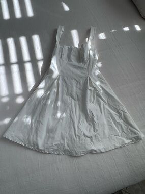Classic White Square-Neck Sundress